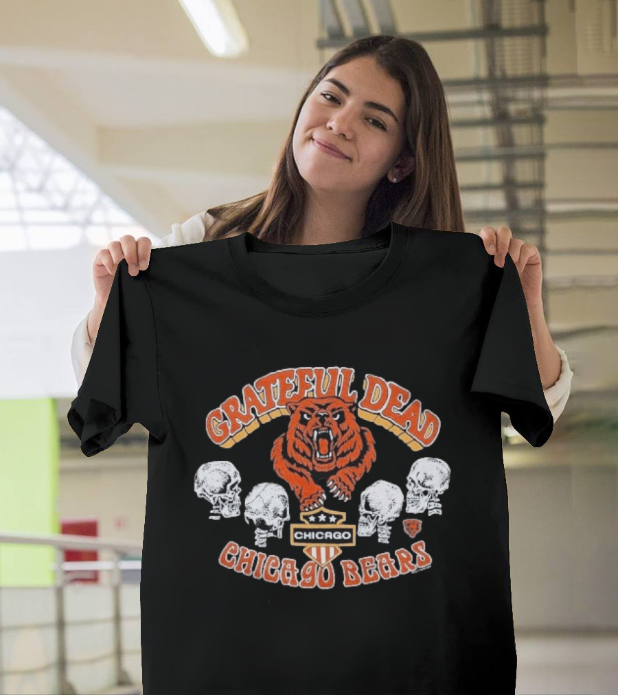Grateful Dead Chicago Bears Skulls Collaboration T-Shirt