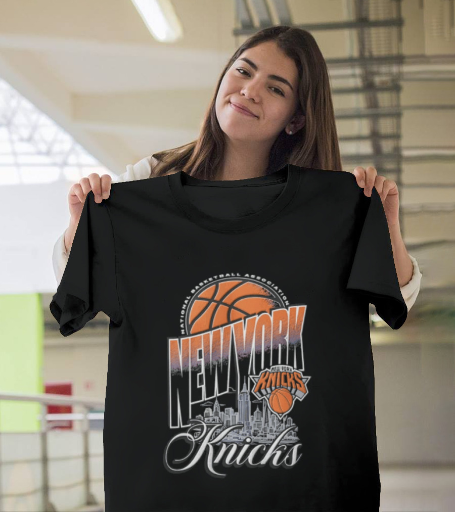New York Knicks Basketball Skyline Something Inked T-Shirt
