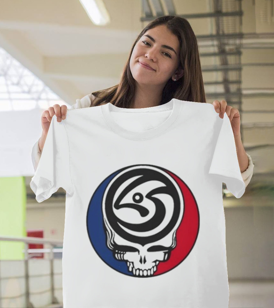 Leftover Salmon Grateful Dead Steal Your Face Salmon Garcia's Chicago March 6 8 2026 T-Shirt