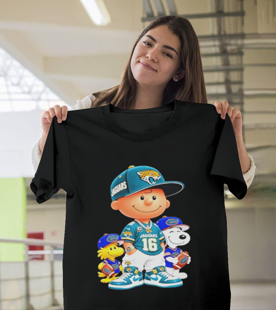 Charlie Brown With Snoopy And Woodstock Jacksonville Jaguars 16 Jersey Peanuts Football Fan Gear T-Shirt