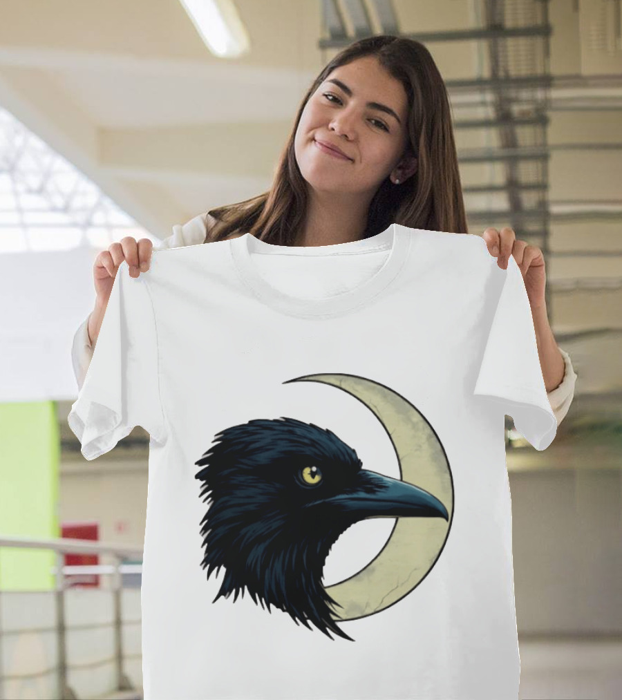 Raven Crescent Moon Guardian Of The Glimmer T-Shirt
