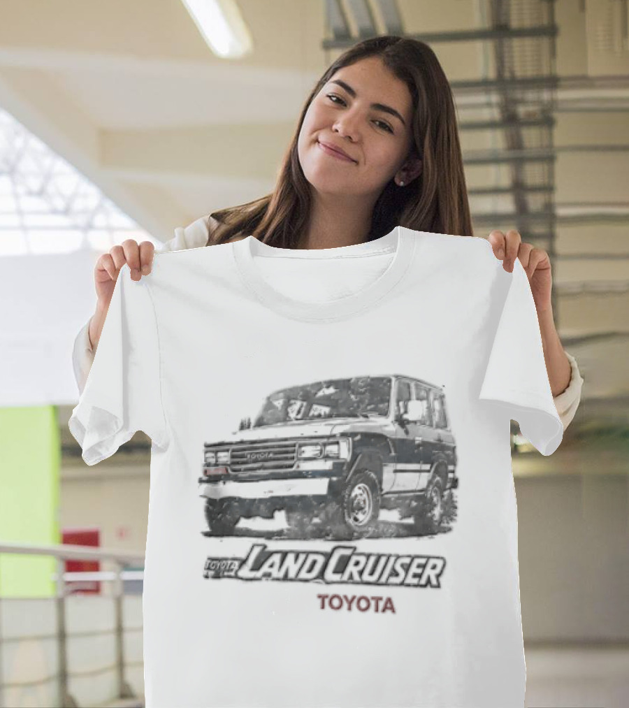 Toyota Land Cruiser Classic SUV T-Shirt