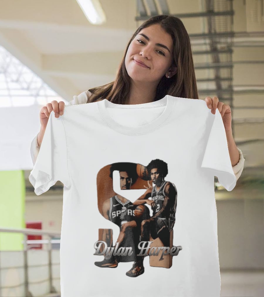 San Antonio Spurs Dylan Harper 2 Sitting Holding Basketball T-Shirt