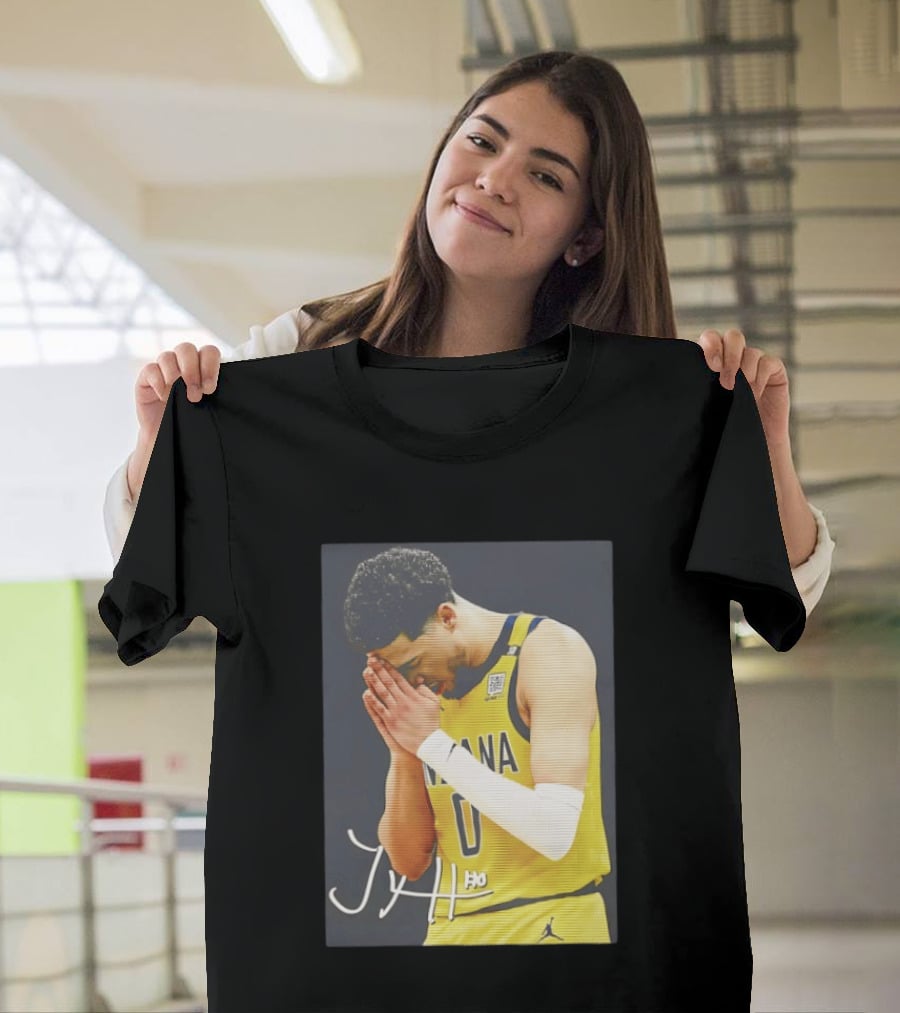 Tyrese Haliburton Indiana Pacers Praying NBA 0 JH Signature T-Shirt