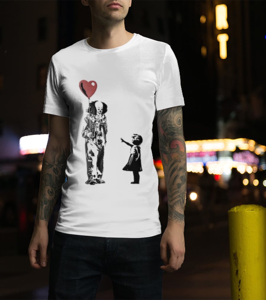 Pennywise Clown And Child With Red Heart Balloon T-Shirt