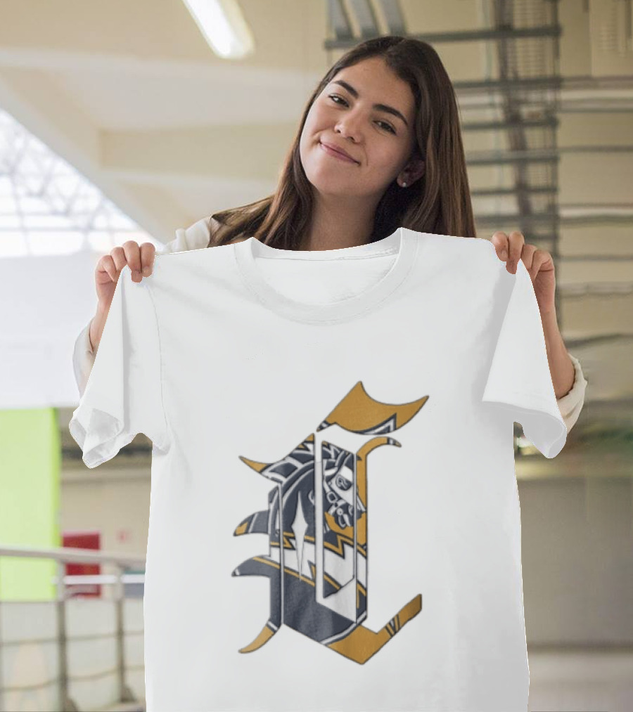 Los Angeles Chargers Old English Letter C Horse Head T-Shirt