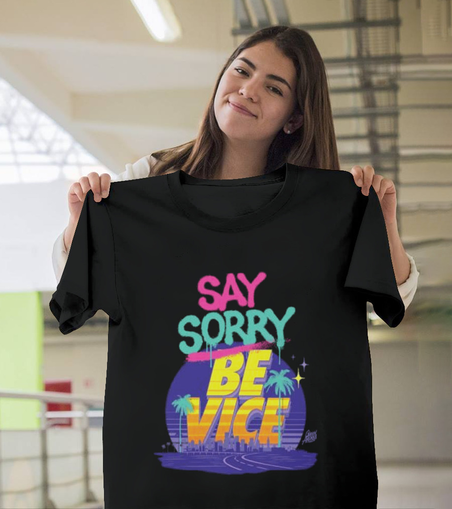Queen Andrea Wynwood Walls Store Say Sorry Be Vice Retro Miami T-Shirt