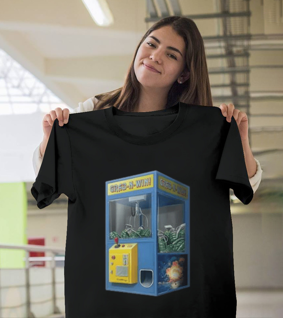 The Wynwood Walls Store Grab N Win Leon Keer Claw Machine Explosion T-Shirt