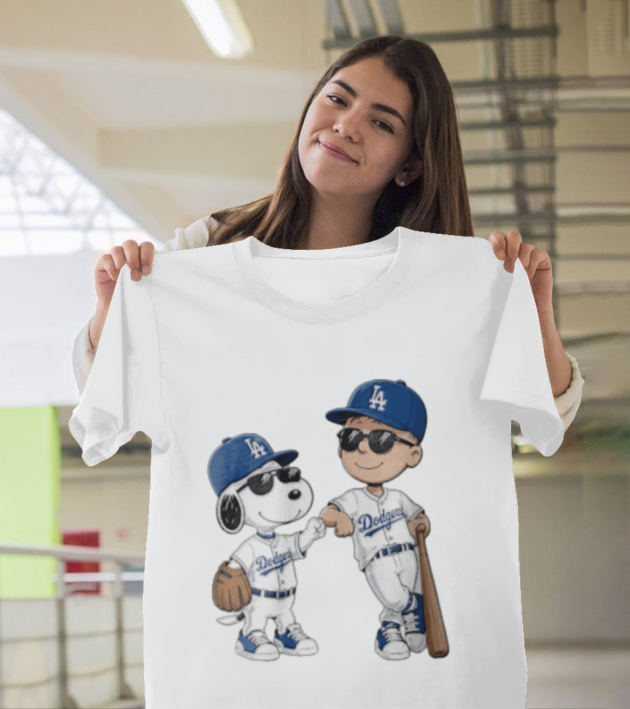 Los Angeles Dodgers Snoopy And Kid Baseball Team Spirit T-Shirt
