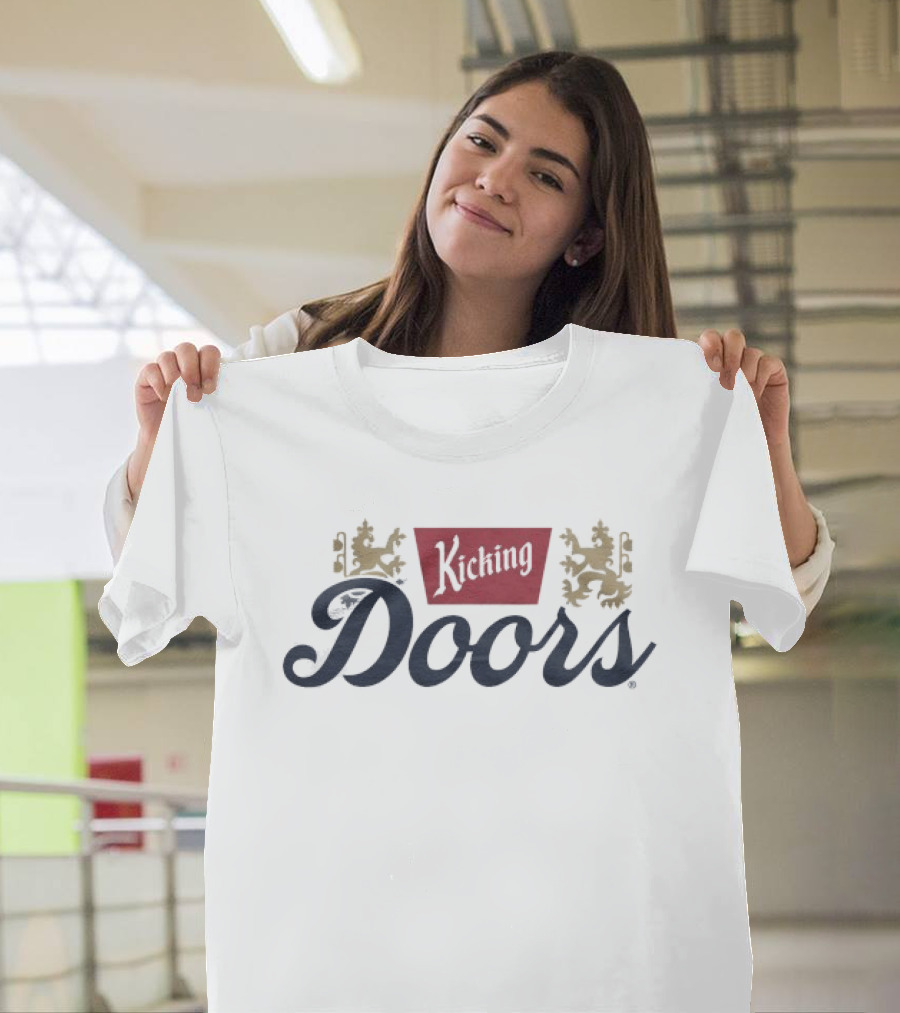 Kicking Doors Coors Light Crest Lions T-Shirt