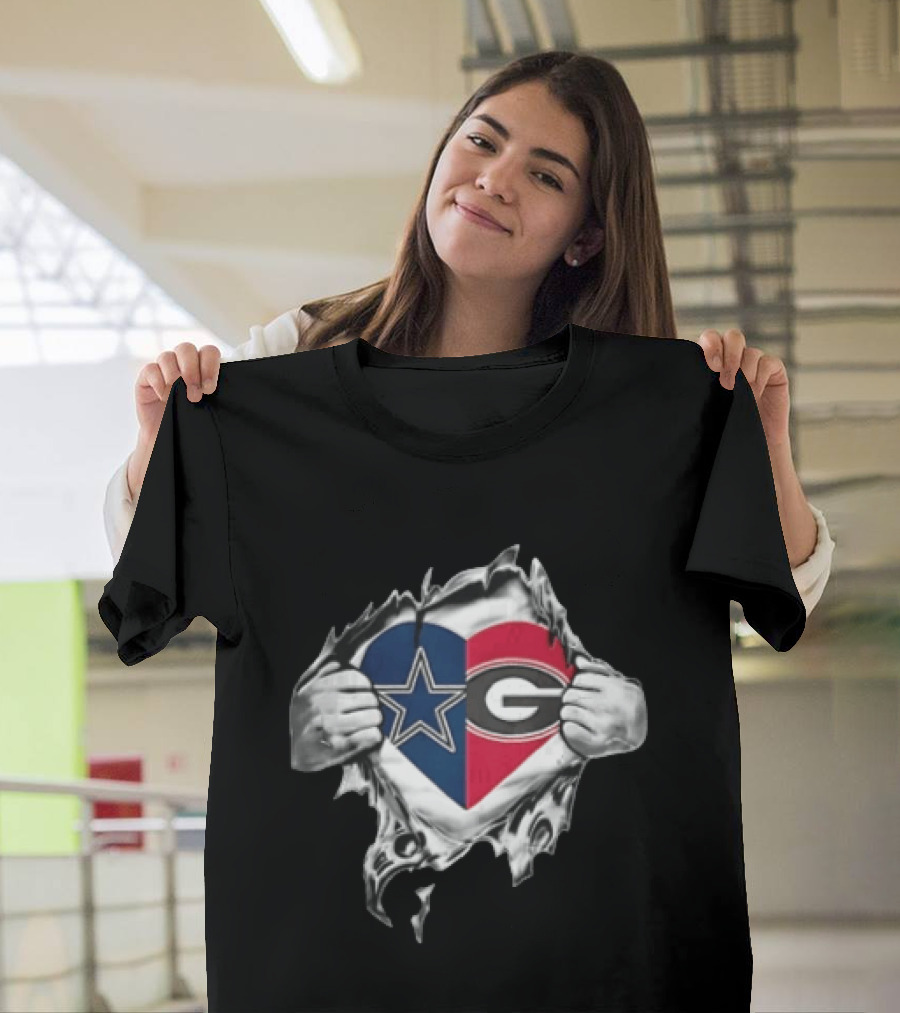 Dallas Cowboys Georgia Bulldogs Heart Design With Ripping Hands T-Shirt