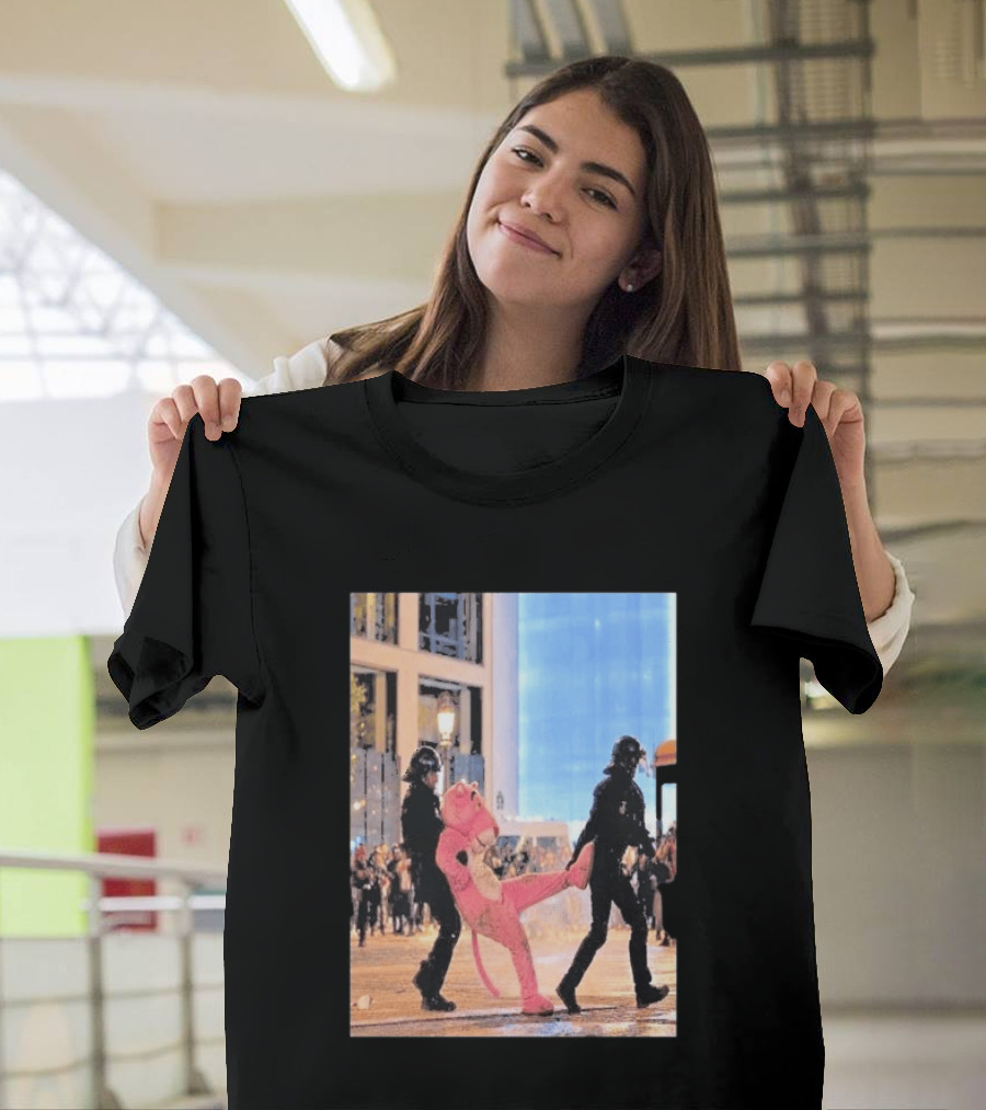 Original Pink Panther France Protests 2026 Police Mascot Arrest Scene T-Shirt