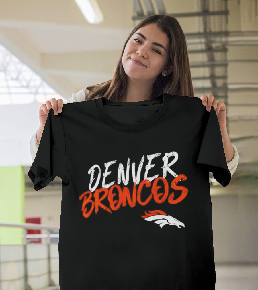 Denver Broncos Team Spirit Bold Brush Script With Iconic Horse T-Shirt