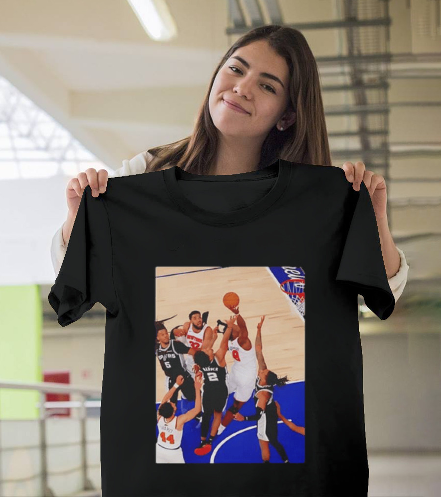 The Putback With OG Knicks Dunking Against Spurs T-Shirt