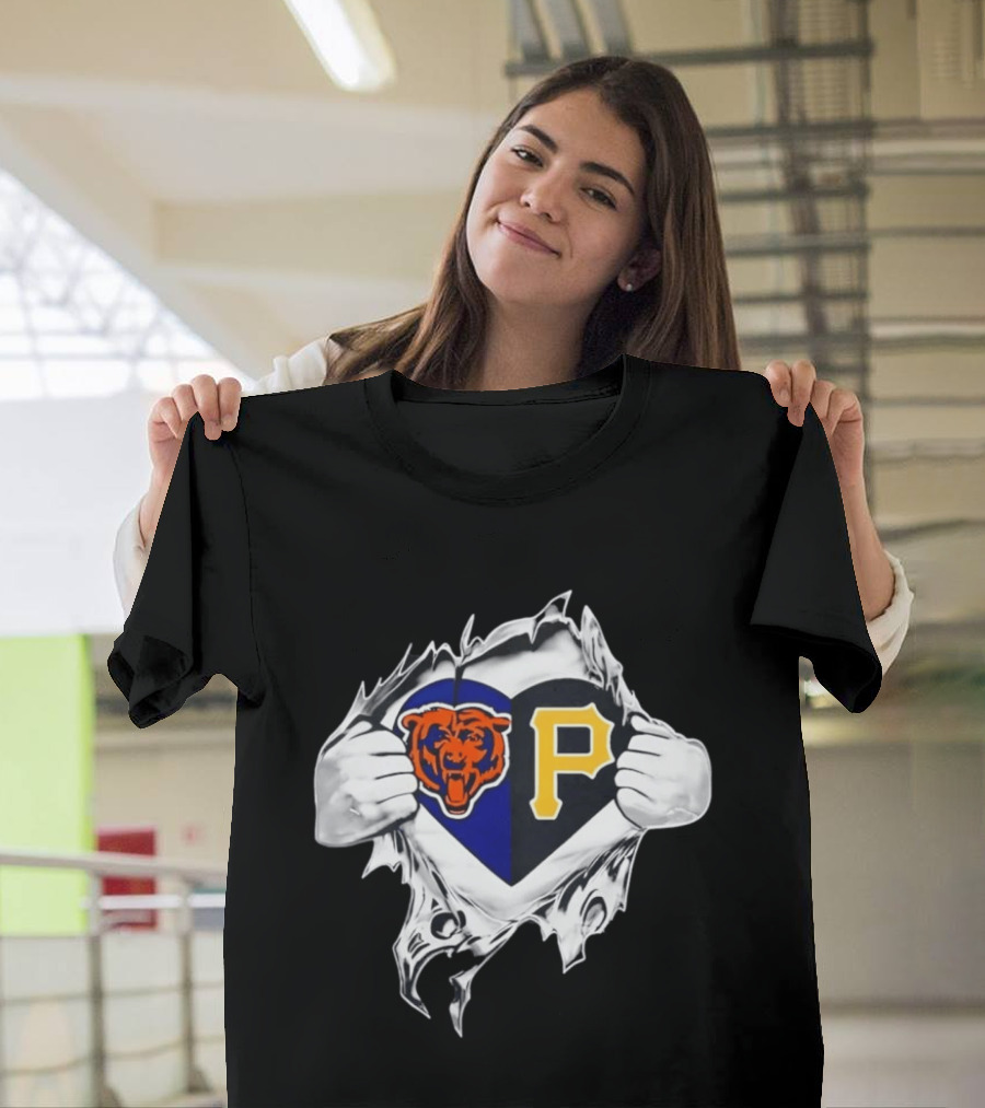 Chicago Bears Pittsburgh Pirates Heart Ripped Open Dual Team Loyalty T-Shirt