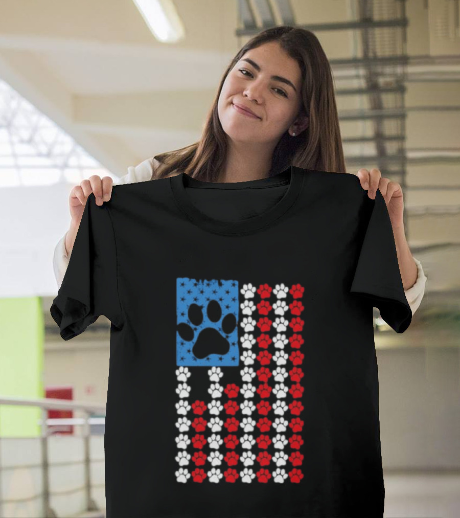 American Flag Paw Print Patriotic Animal Lover Dog Cat Pet Iconic USA Pride T-Shirt