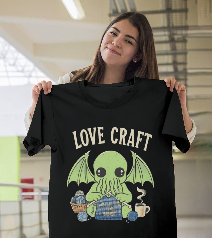 Love Craft Cthulhu Knitting Cozy Yarn Coffee T-Shirt
