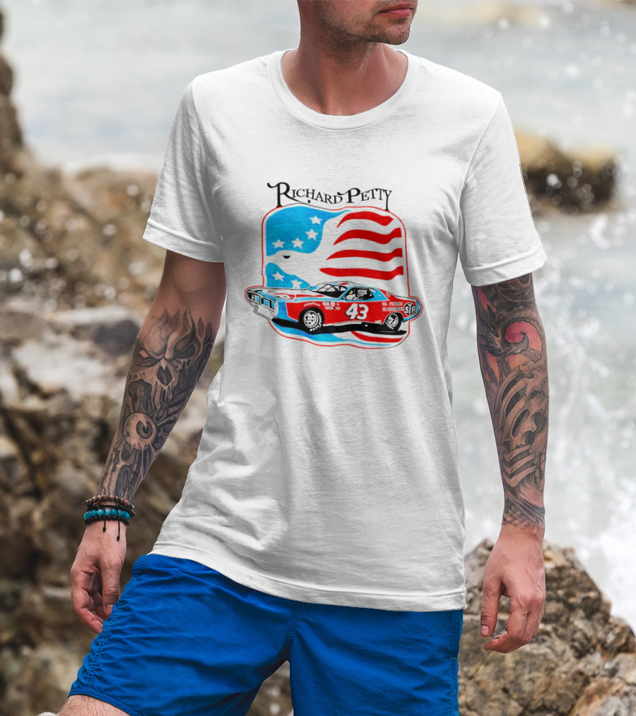 Richard Petty NASCAR Racing Car 43 STP American Flag T-Shirt