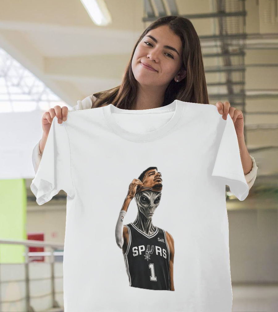 Wembanyama Spurs Alien Takeover Face Reveal Self 1 T-Shirt