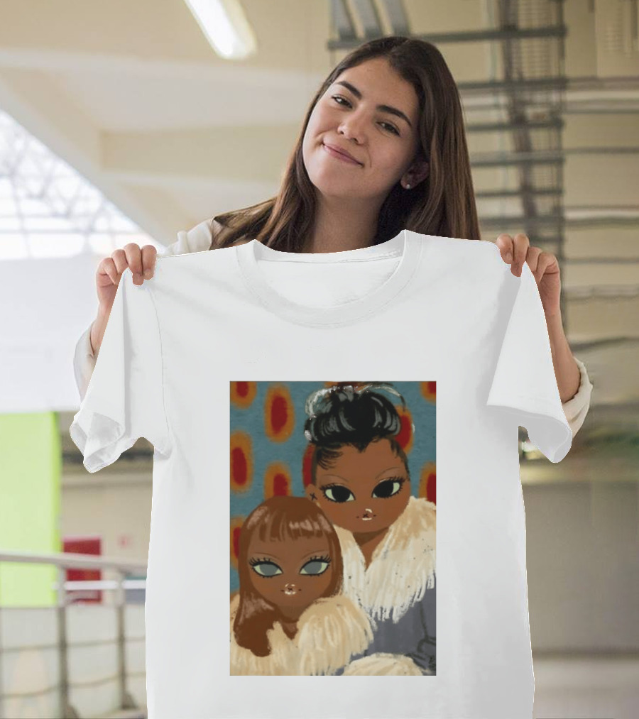 Bratz Dolls Cloe Yasmin Fashion Iconic Style Fur Outfits T-Shirt