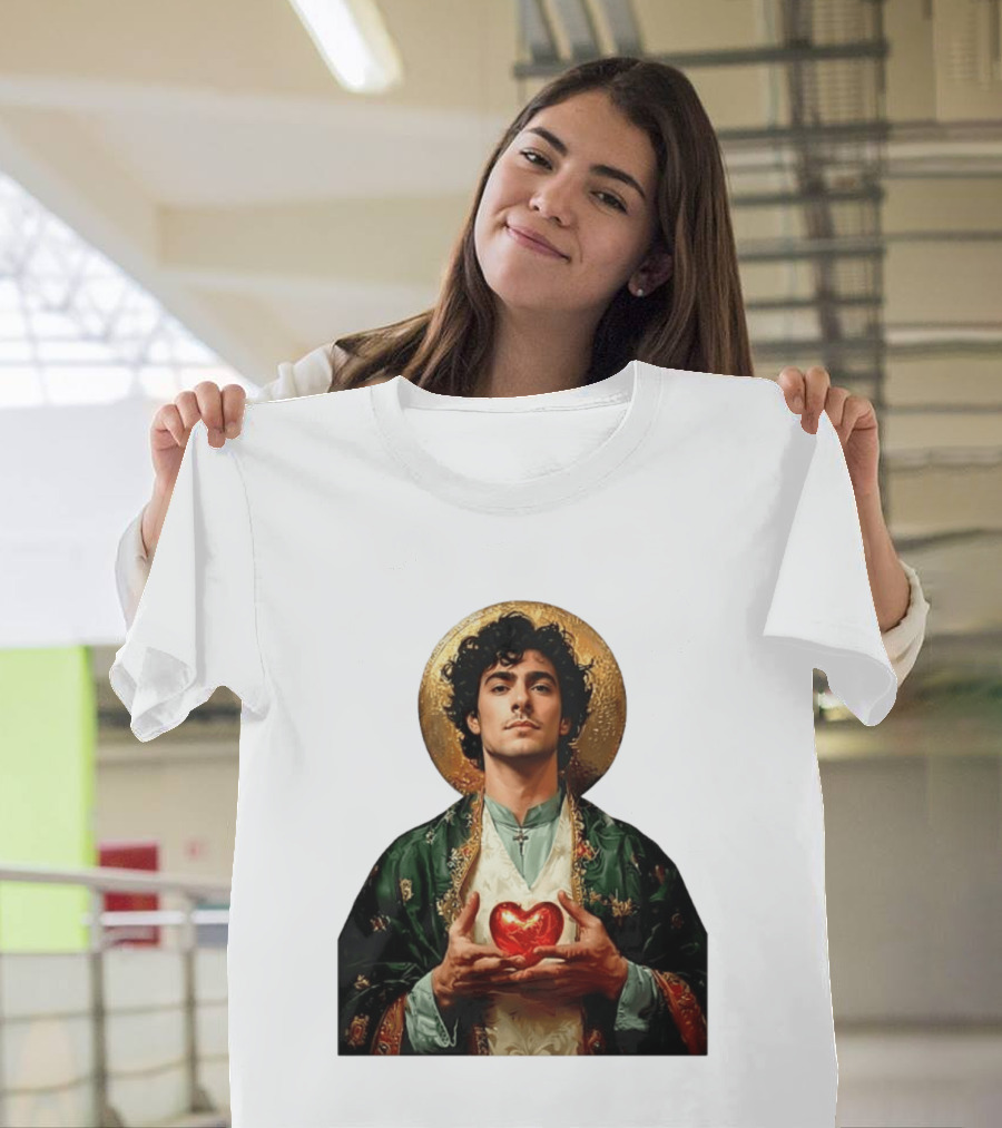 Luigi Mangione Patron Saint Holding Sacred Heart For Health Care Justice T-Shirt