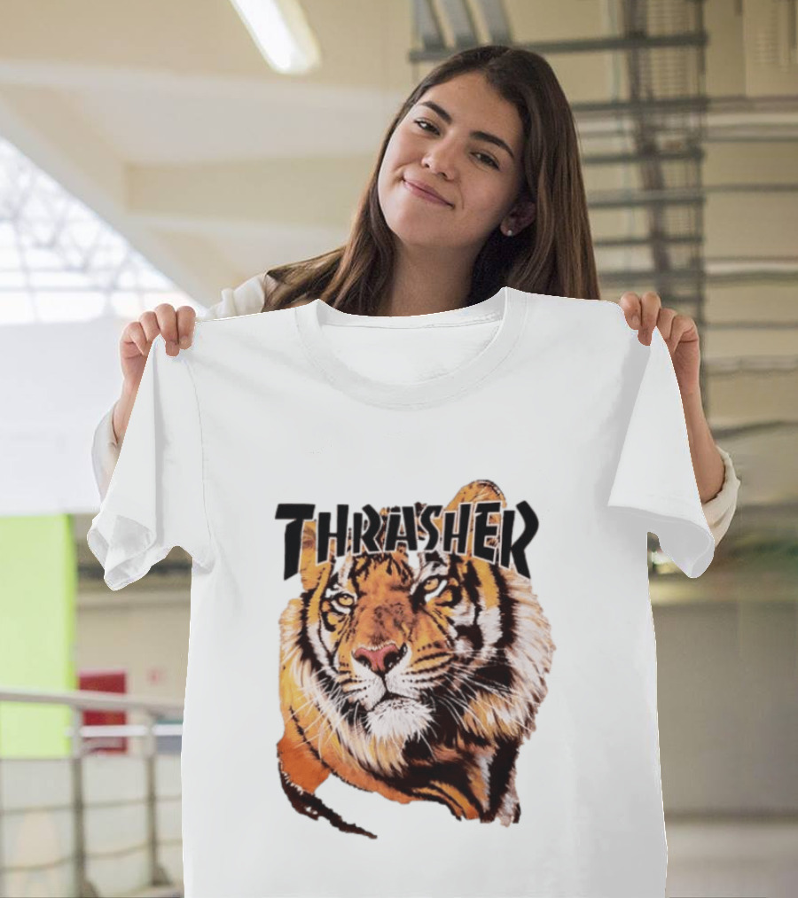 Tiger Thrasher Magazine Wildlife Nature Animal Orange Color T-Shirt