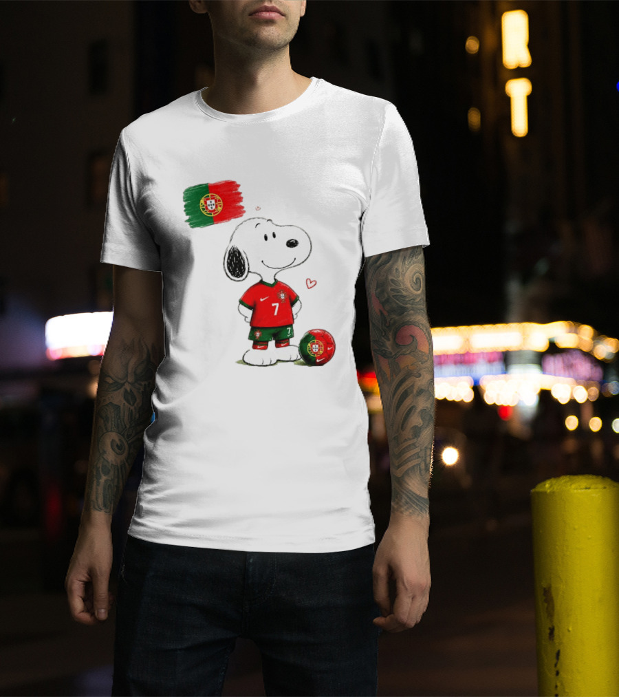 Cristiano Ronaldo Snoopy Portugal Football Number 7 Nike T-Shirt