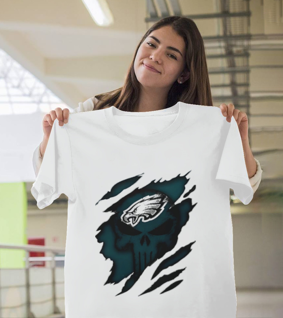 Philadelphia Eagles Punisher Skull Ripped Effect NFL Team Merchandise T-Shirt