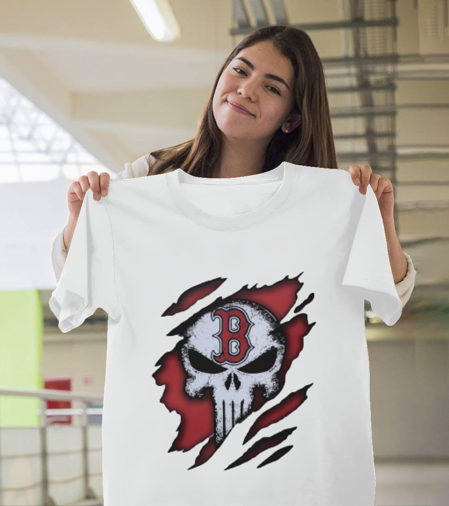 Boston Red Sox Skull Punisher Shredded Effect T-Shirt