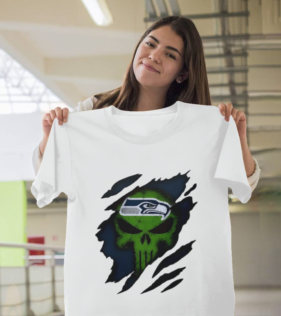 Seattle Seahawks Punisher Skull Ripped Fabric T-Shirt