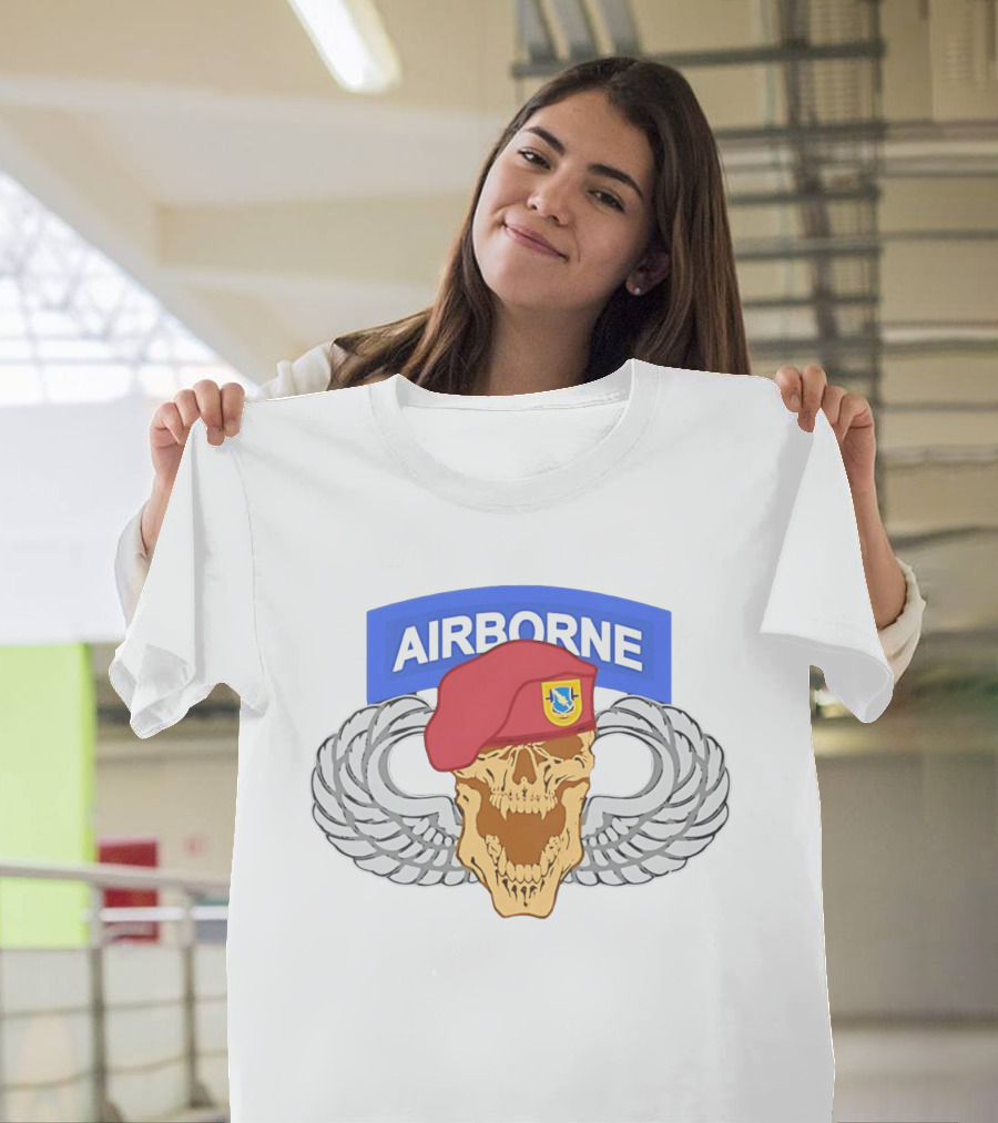 Airborne Skull Maroon Beret Parachutist Wings T-Shirt