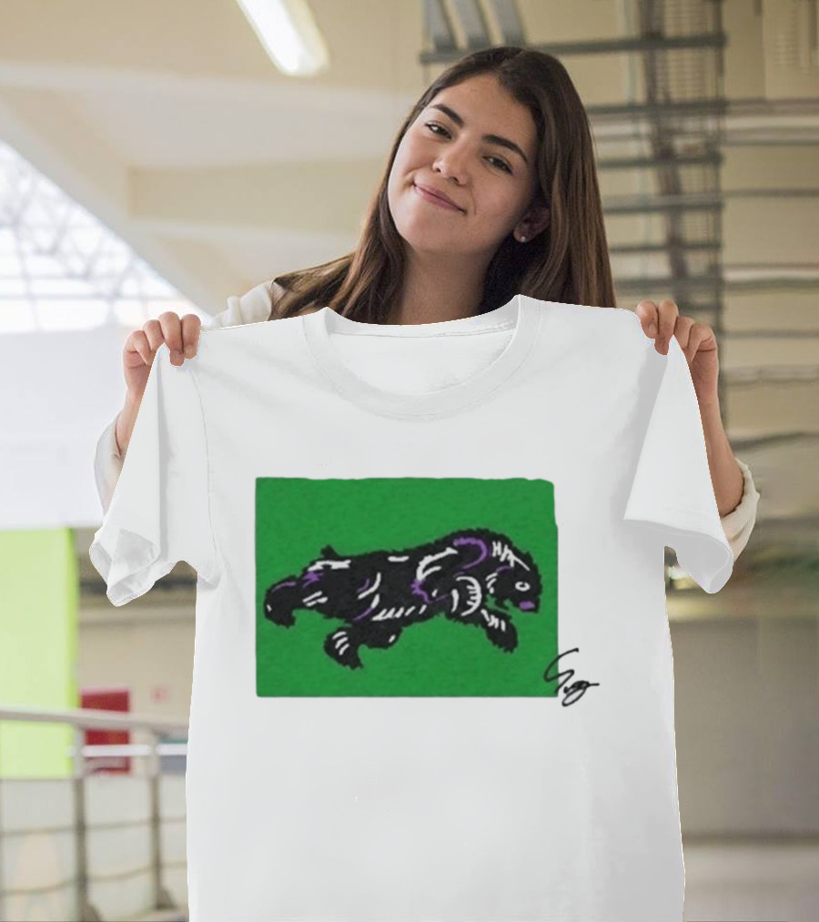 Mako Komuro 2026 Black And Purple Bear On Green T-Shirt