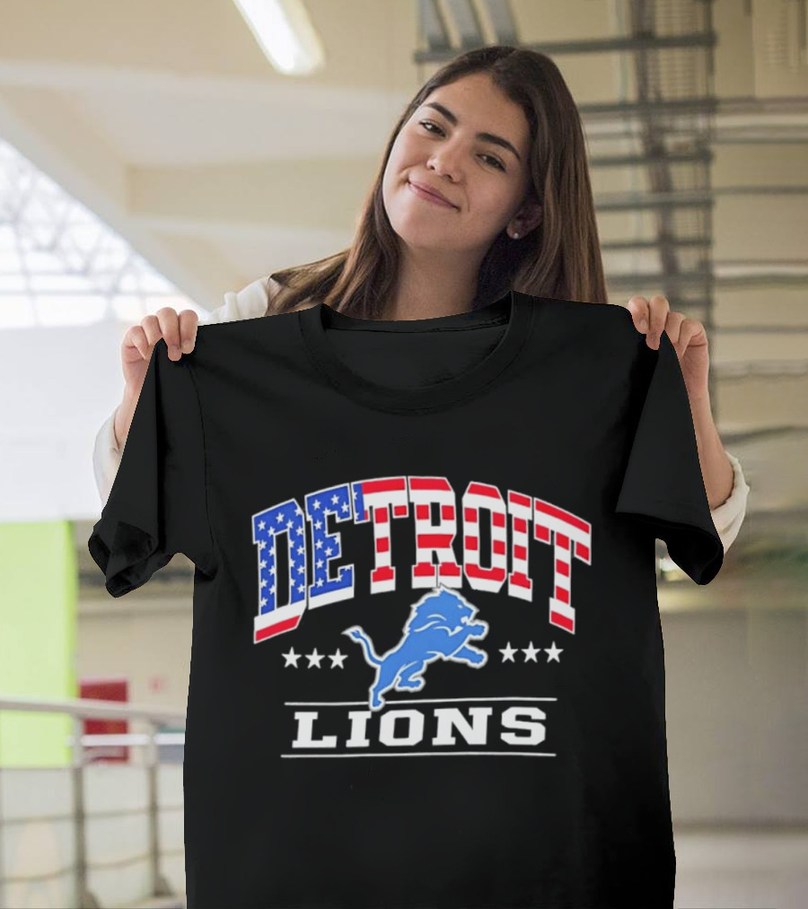 Detroit Lions Americana Patriotic Flag Stars And Stripes T-Shirt