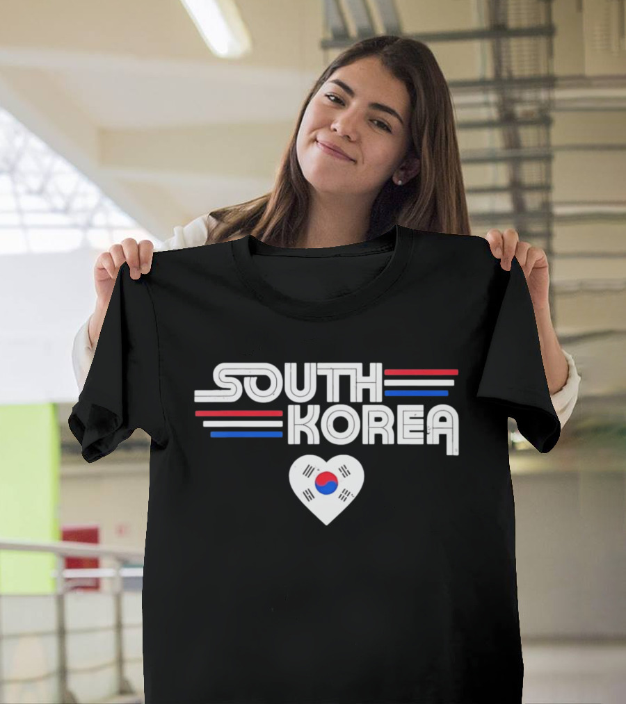 South Korea Heart Flag With Red And Blue Stripes T-Shirt