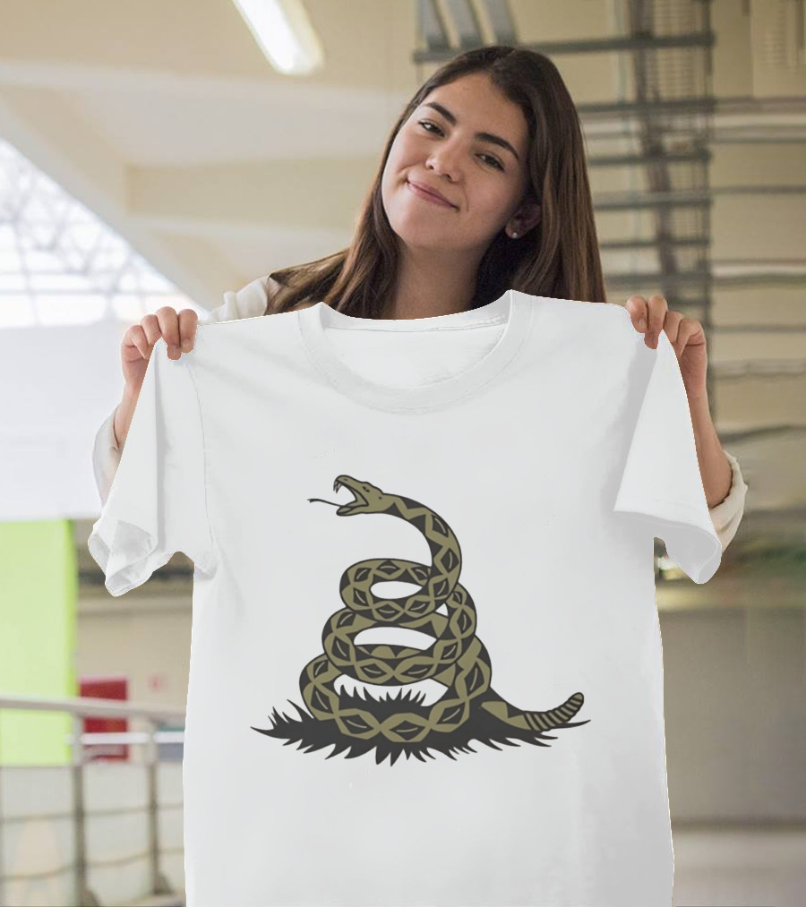Gadsden Snake Iconic Coiled Rattlesnake T-Shirt