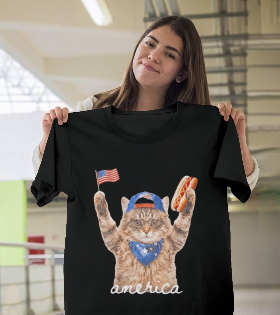 Patriotic Cat American Flag Hot Dog America Fourth Of July Celebration T-Shirt