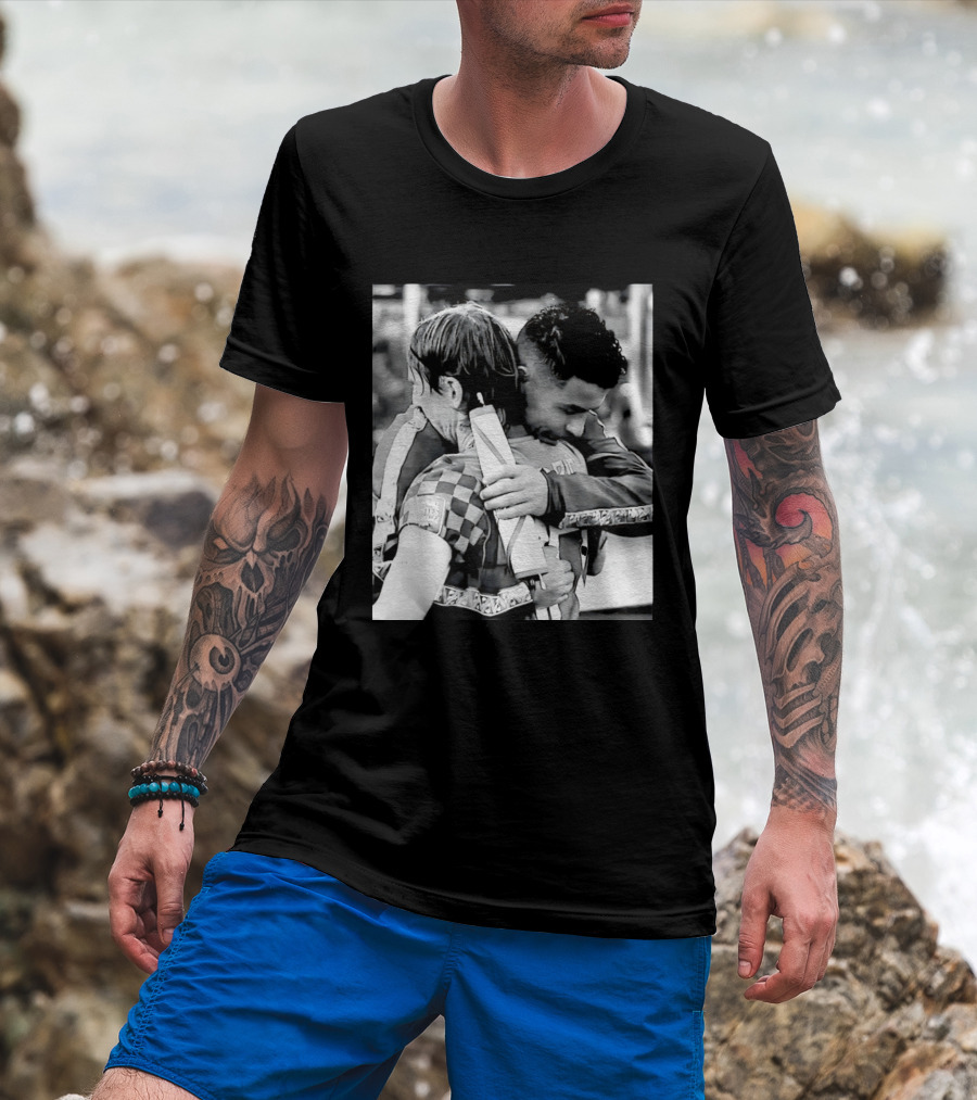Football Unites The World Luka Modrić Cristiano Ronaldo Hug Memorial T-Shirt