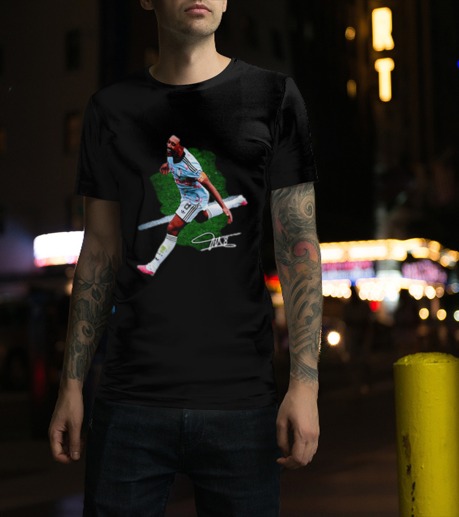 Youri Tielemans Belgium National Football Player Running Celebration T-Shirt