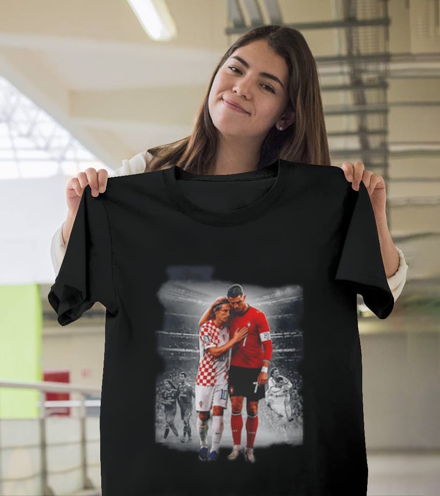 Portugal Cristiano Ronaldo Croatia Luka Modric Embrace Football Icon Moment T-Shirt