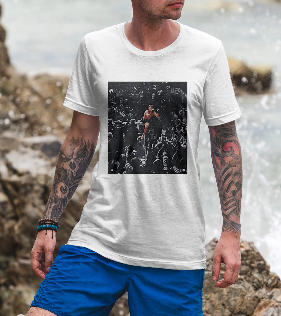 Diego Lopes UFC Middle Finger Crowd Moment T-Shirt