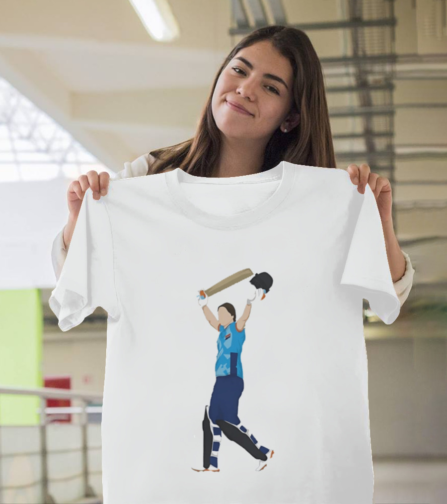 Nat Sciver Brunt England Cricket Iconic Batting Celebration T-Shirt