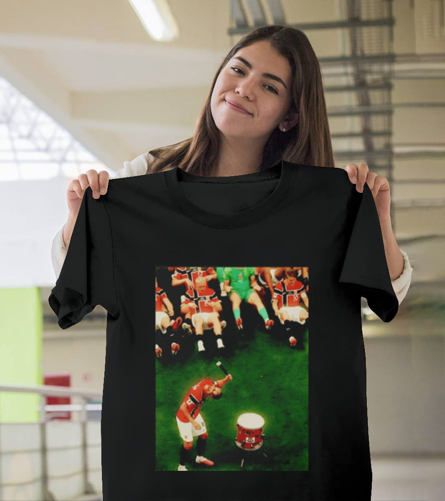 Erling Haaland Norway Football Team Drummer Celebration 26WC T-Shirt