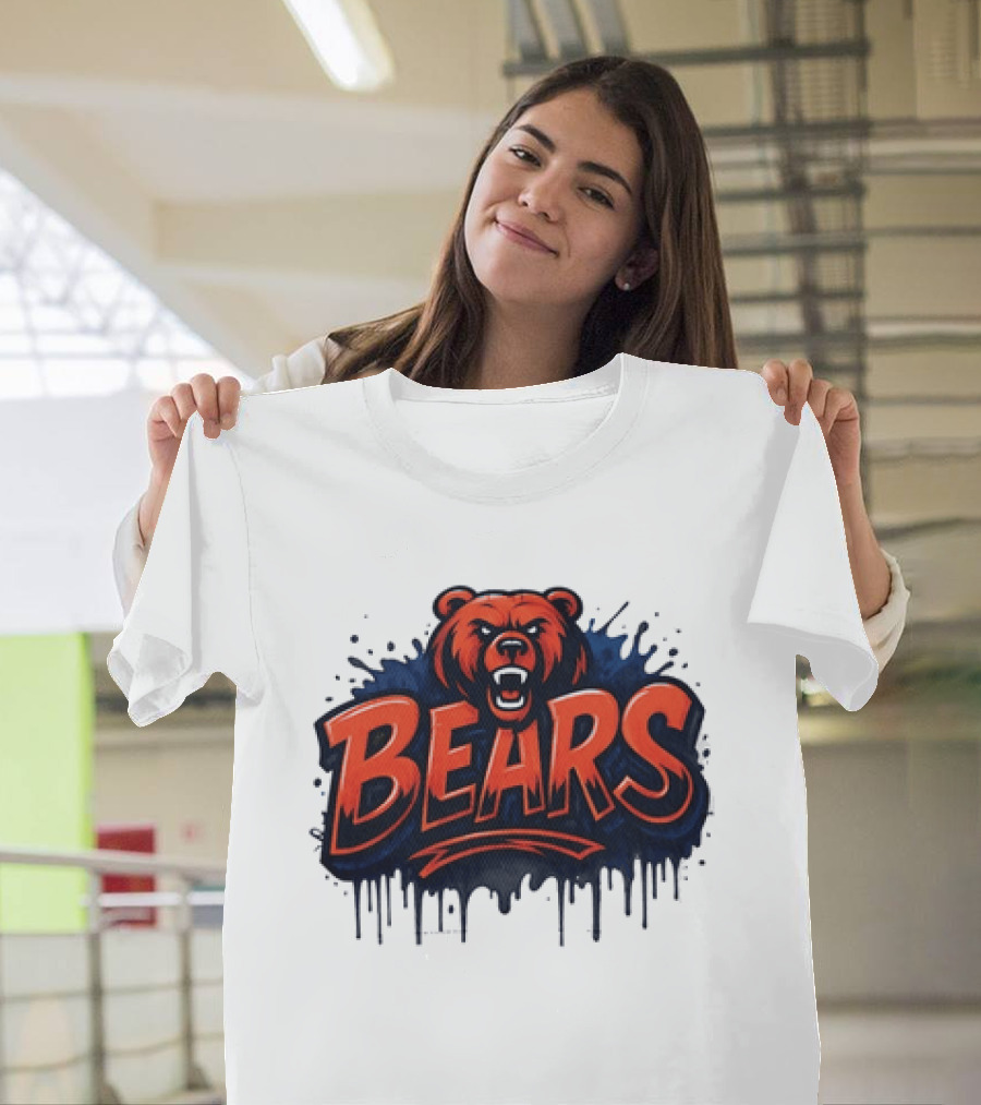 Chicago Bears Graffiti Style Vintage Bold Text Bear Head T-Shirt