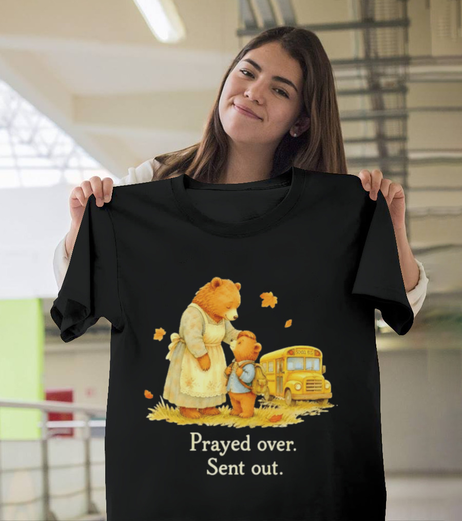 Mama Bear And Cub School Bus Prayed Over Sent Out Back To School Autumn Scene T-Shirt