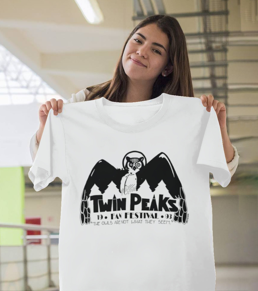 Twin Peaks Fan Festival 1993 The Owls Are Not What They Seem T-Shirt