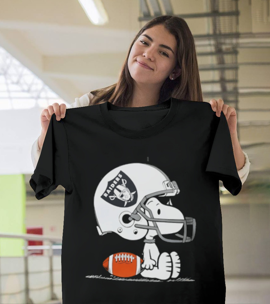 Snoopy Las Vegas Raiders Football Helmet Collaboration Peanuts NFL T-Shirt