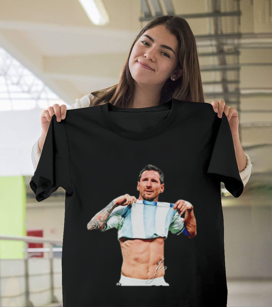 Lionel Messi Celebrates Argentina Soccer Triumph T-Shirt
