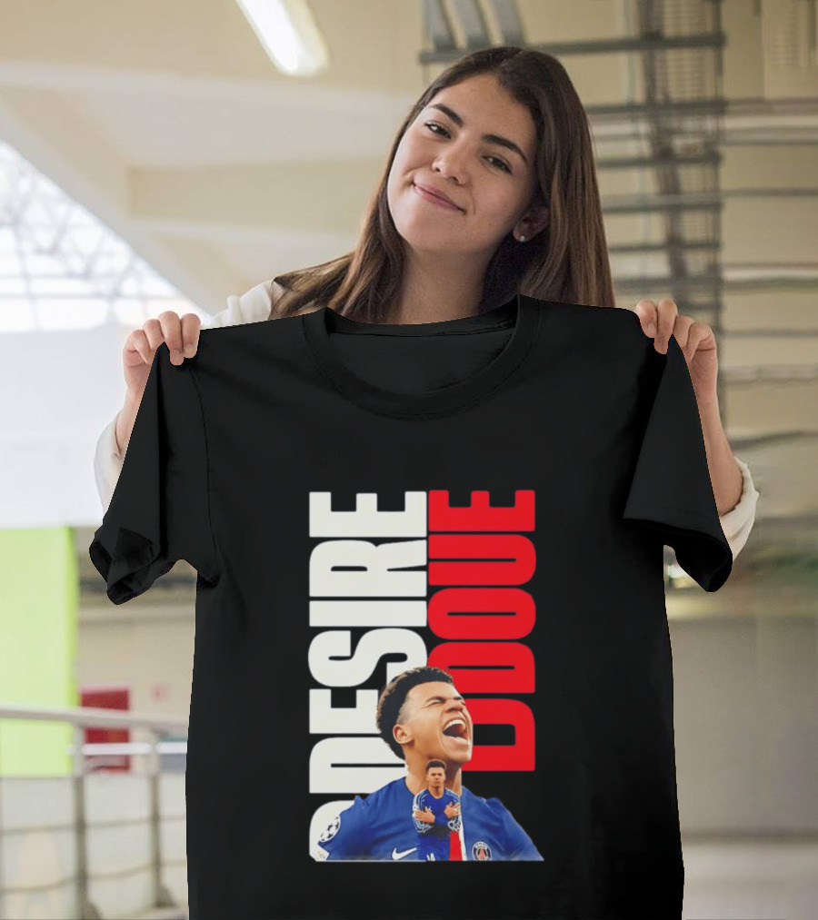 Désiré Doué Celebrating PSG Paris Saint Germain Player T-Shirt