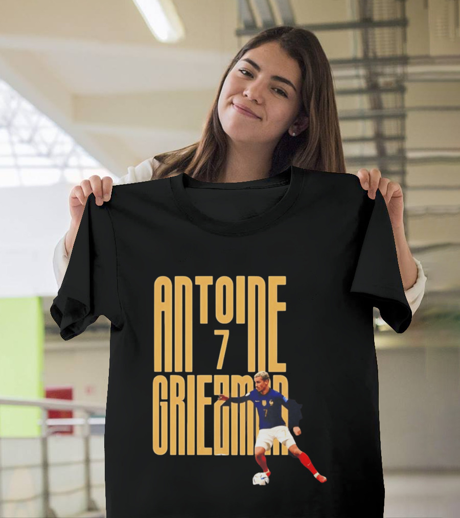 Antoine Griezmann 7 France Football Dribbling T-Shirt