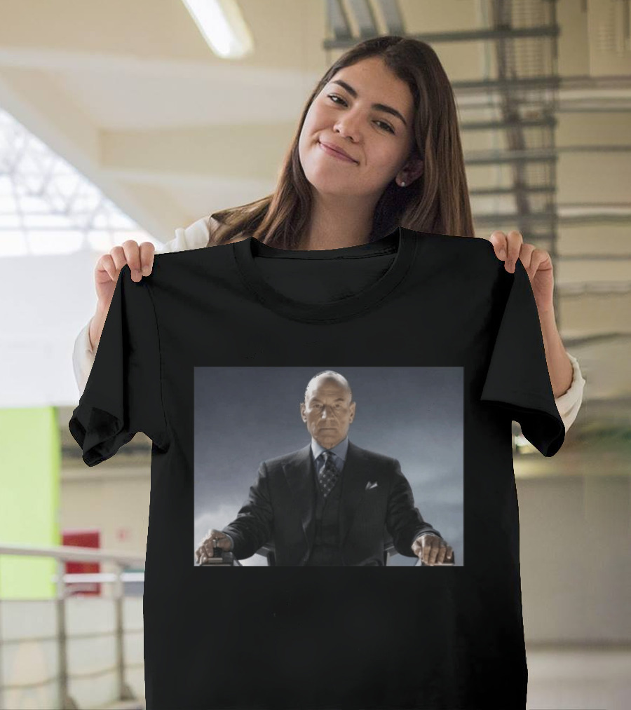 Patrick Stewart Never Retires Iconic Star Role Suit Image T-Shirt